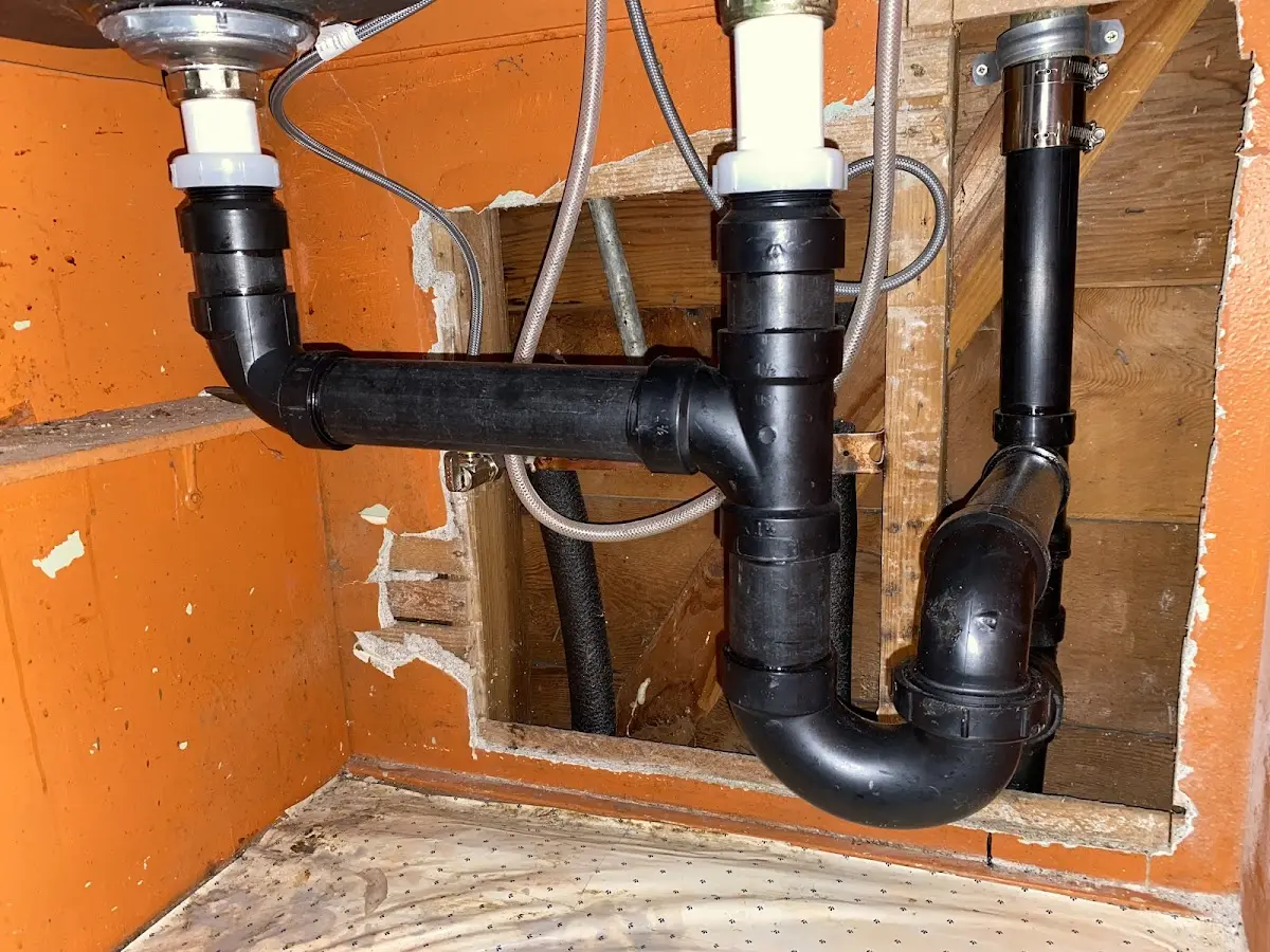 Professional Pipe Bursting equipment and tools on the job in Dundee